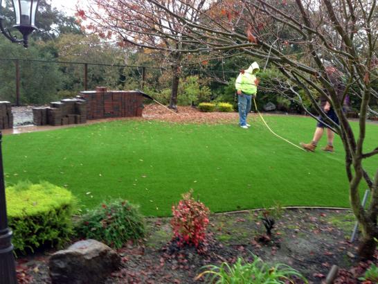 Artificial Grass Photos: Artificial Turf Installation Coulee Dam, Washington Rooftop, Backyards